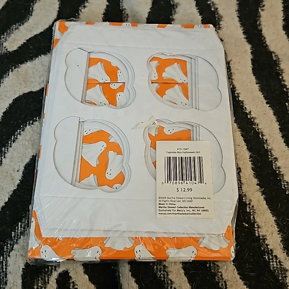 Halloween cupcake and cookie boxes NEW